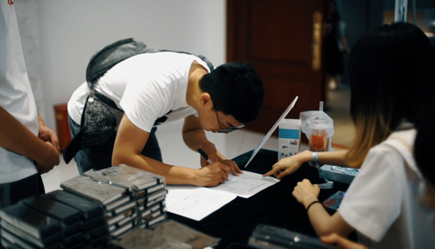 “倾听、交流、分享”2018J9九游会学院夏季校友会(图3)